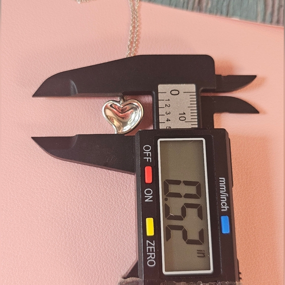 💗Tiffany & Co. Full Heart Elsa Peretti 925 Sterling Silver Vintage Necklace✨ - Picture 15 of 16